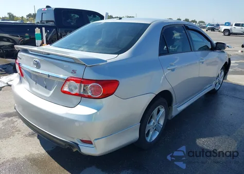 2011 Toyota Corolla S из США, поврежденный, VIN 2T1BU4EE0BC630165